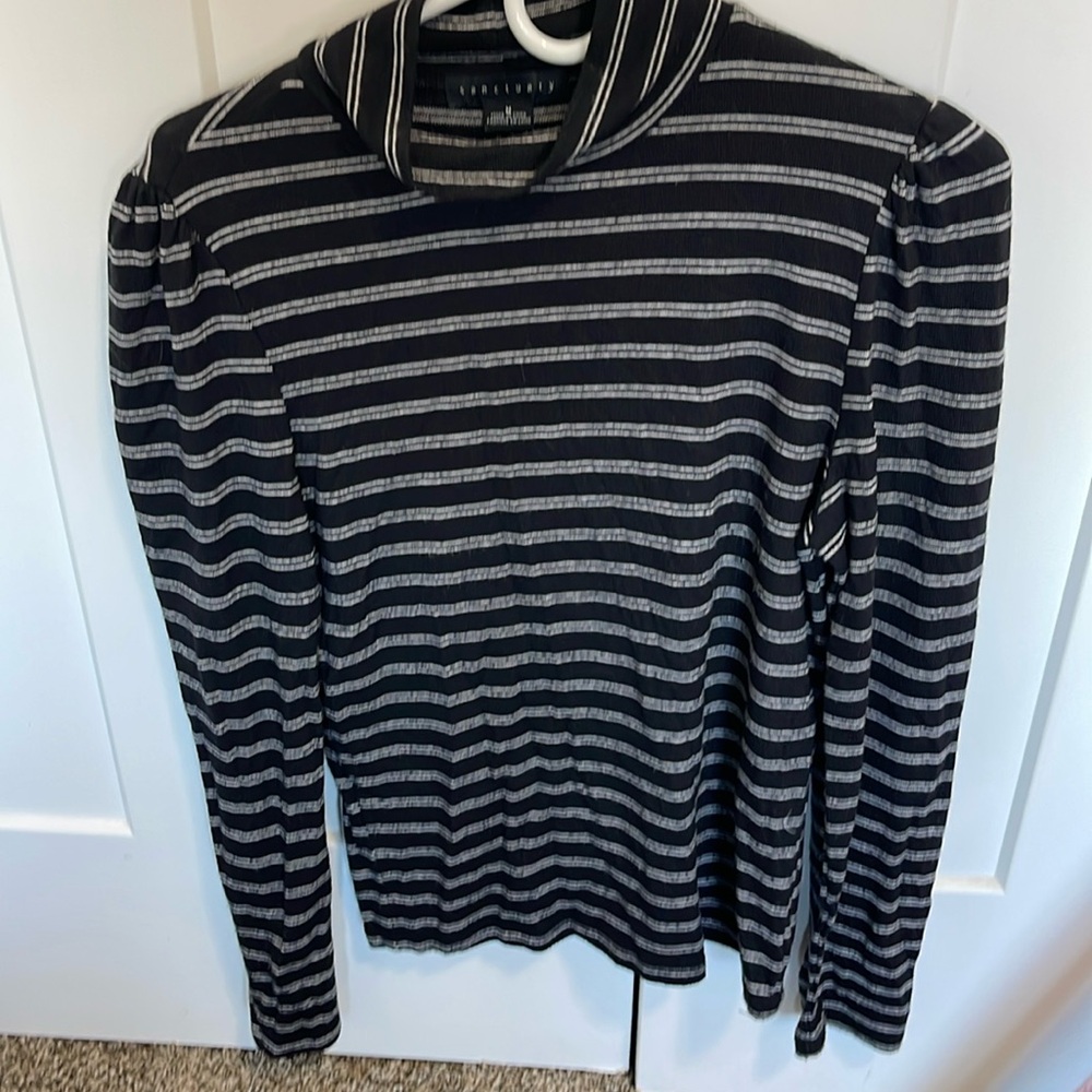 Sanctuary Mock Neck long sleeve
